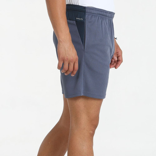 Blaue, blickdichte Shorts...